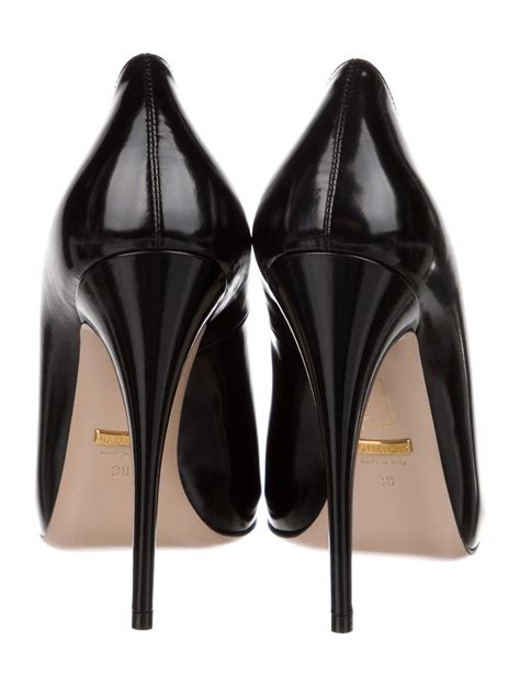 gucci heels with pearls